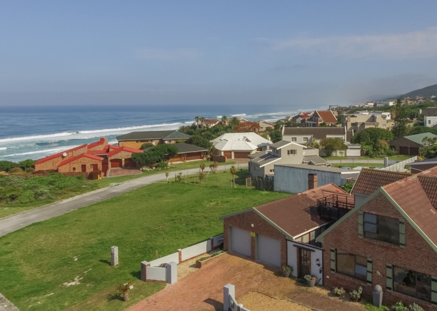 3 Bedroom Property for Sale in Beachview Eastern Cape